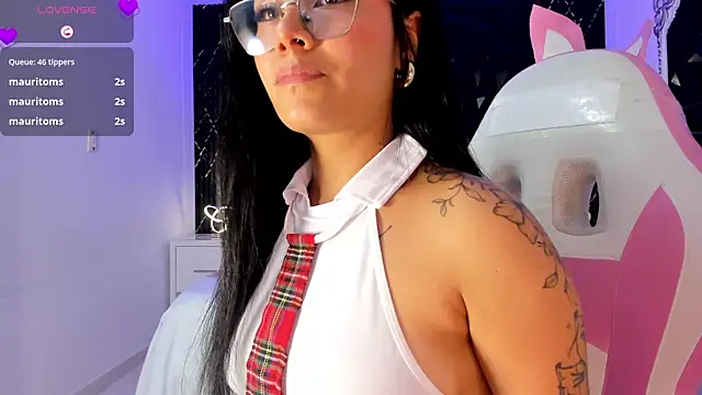 แชท XXX สดของ AnaiaClarck