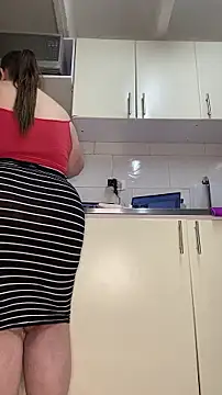 Chloee_Peach 即時 XXX 聊天