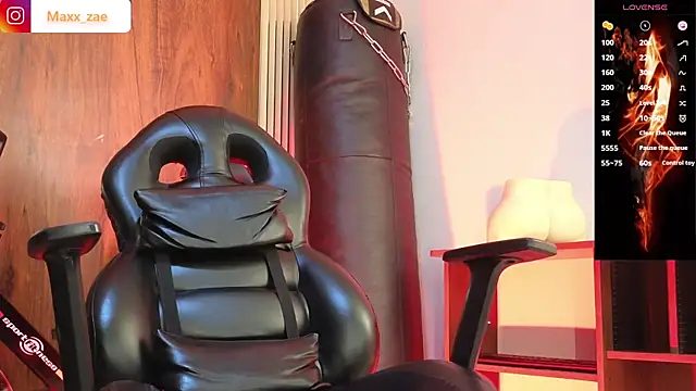 Latinmoster_boss Chat XXX in diretta