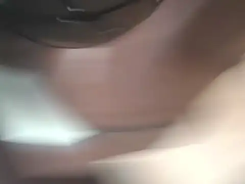 taylor_hot98n Live XXX chat