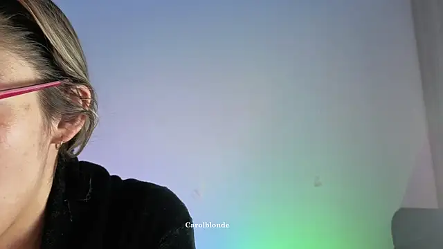Carolblonde's Live XXX Chat