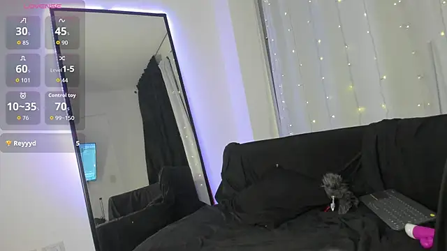 ScarlettJhonsonn's Live XXX Chat