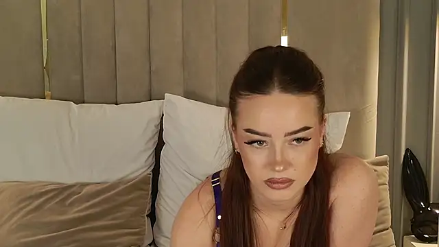 AnneSand Chat XXX live