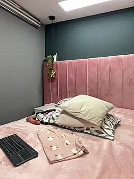 Czat XXX na żywo – Thiara_gh
