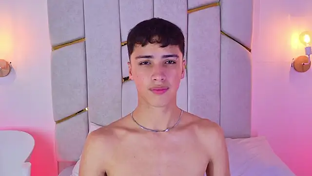 JoshClaarktt's Live XXX Chat