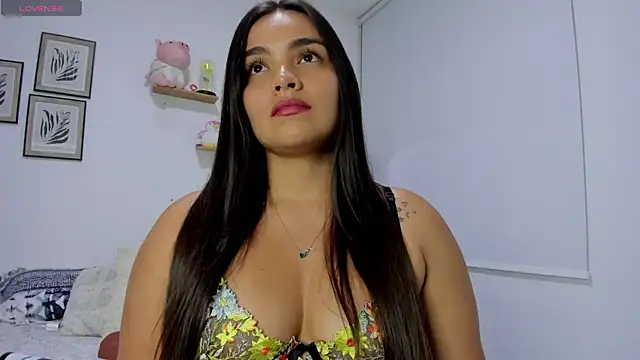 sarita_bigbooty_'s Live XXX Chat