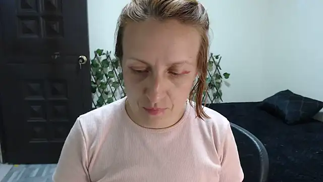 kittykalor09's Live XXX Chat