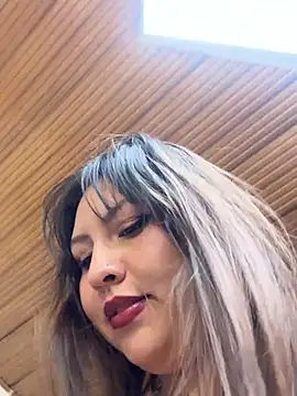 Larissa_Antonella Chat XXX live