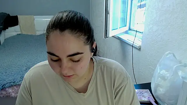 XXX chat uživo modela kitsune_8