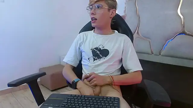 Czat XXX na żywo – Ian_tay1