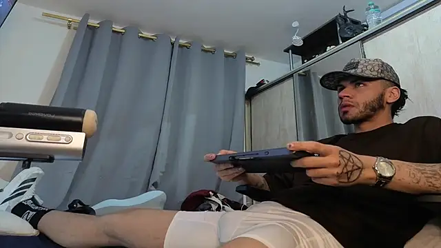 pigballsbidom XXX чат на живо