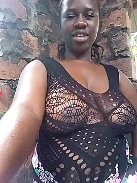 Sassy_boobs21: онлайн-секс-чат