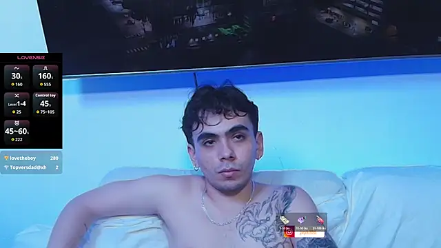 adonisZafiro's Live XXX Chat