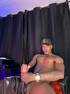 agrublack Chat XXX in diretta