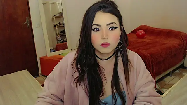 Sophie_Fantasys Adlı Modelin Canlı XXX Sohbeti