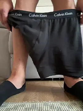 tony3729's Live XXX Chat