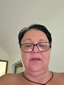 צ'אט XXX בשידור חי של Diana_Diafan