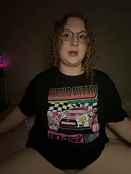 EmmieRae live XXX chat