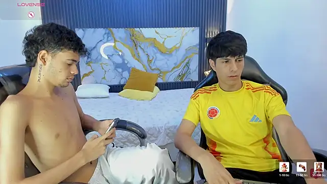 Chat XXX ao vivo de Estiv18_