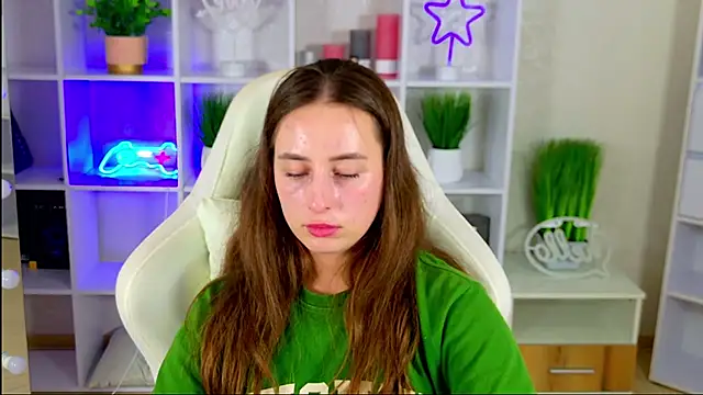 NadinnL's Live XXX Chat