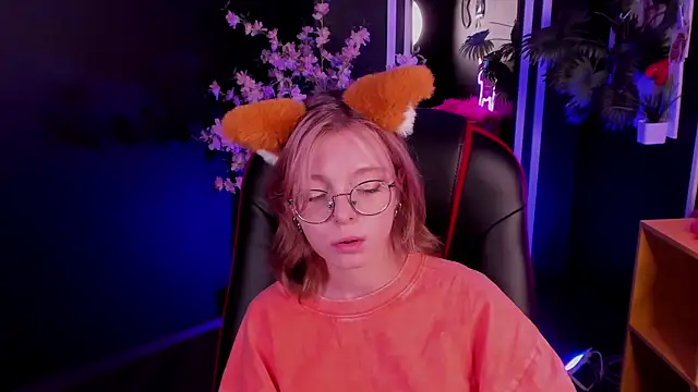 FoxxyyPolly's Live XXX Chat