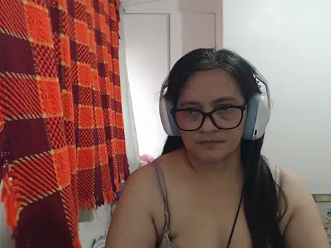 Chat +18 de Kinkybela2025 ao vivo