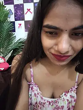 Alisha_Babyy – Live XXX-chat