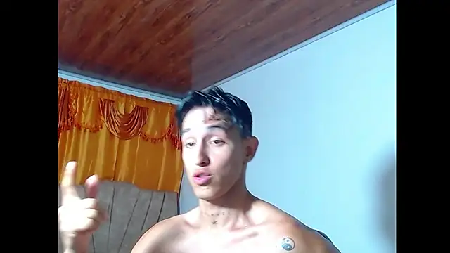 rowanbig's Live XXX Chat