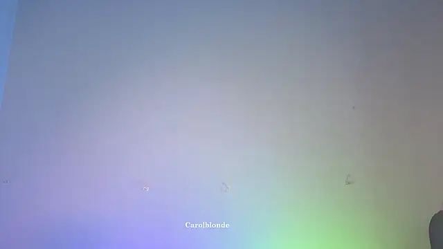 Carolblonde: онлайн-секс-чат
