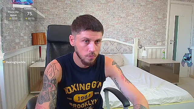 Chat XXX en directo de JonahShaw
