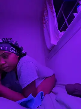 TheRealOshunQueen's Live XXX Chat