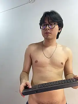 _Tommy_7 XXX чат на живо