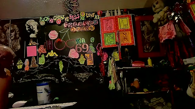 Splash_Queen420 即時 XXX 聊天