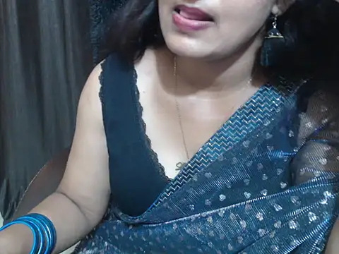 Chat +18 de Kudi_Kiyara ao vivo