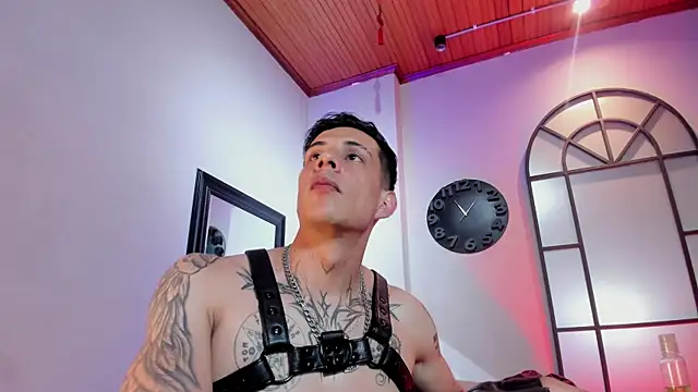 Dustin_Sonne élő XXX-chatje