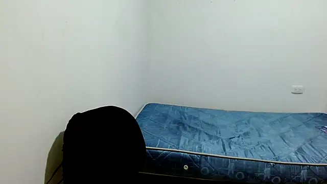 estefania224 Adlı Modelin Canlı XXX Sohbeti