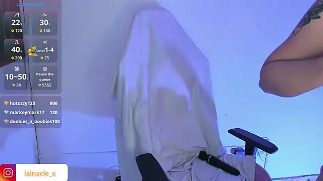 _onlylaiii_'s Live XXX Chat