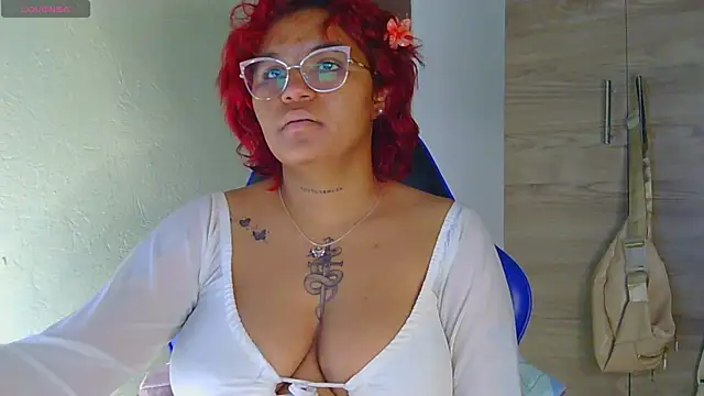 غرفة دردشة alessia_temptation المباشرة