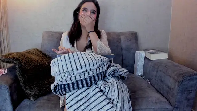 ShantalBr Chat XXX in diretta