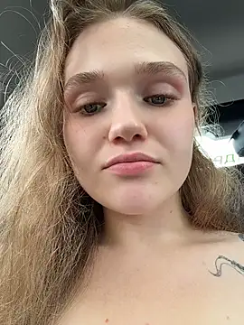 RussianWoman 即時 XXX 聊天