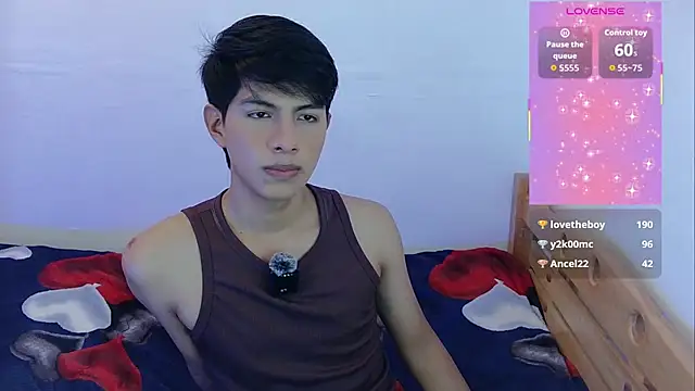 Онлайн чат XXX phuwin_bj