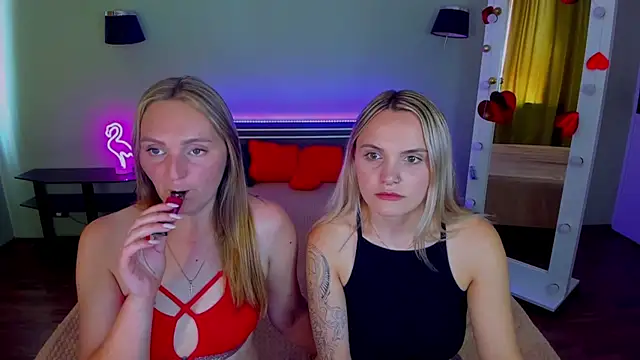 XXX chat uživo modela MagicEyess