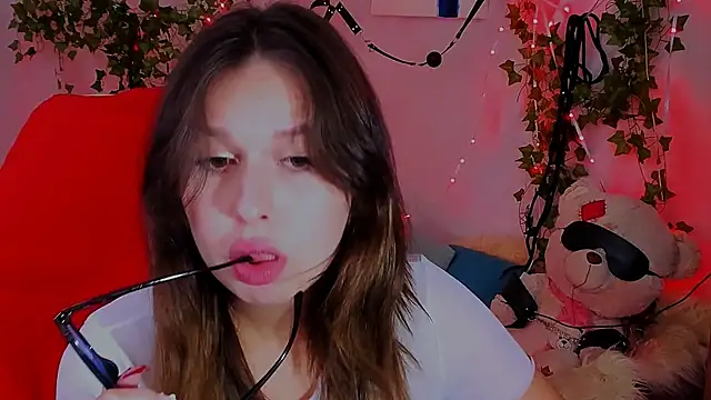 ChloeRicc's Live XXX Chat