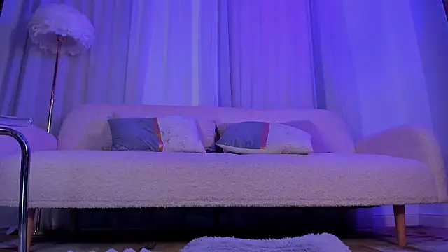 Онлайн чат XXX ArianaXO_