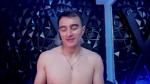 دردشة LiamDeeps الجنسية المباشرة