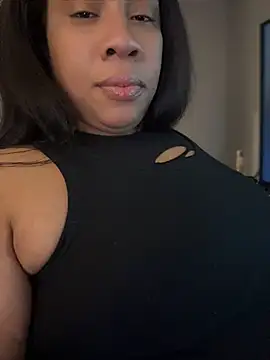 NeliaVoss' Live XXX Chat