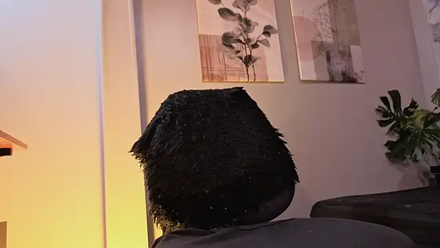 steff_bratz élő XXX-chatje