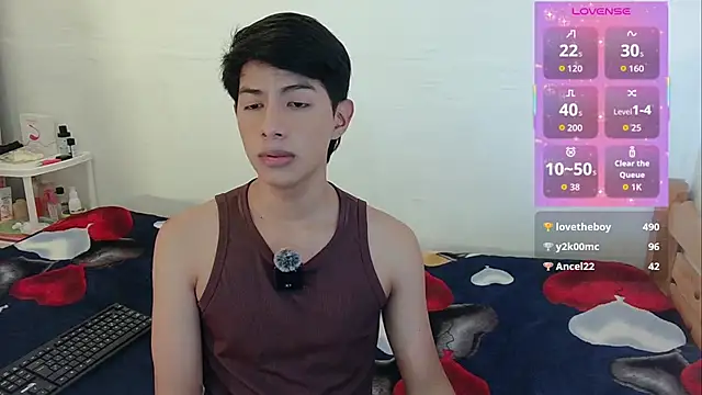 Chatroom XXX en direct de phuwin_bj