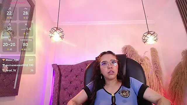 Amara_Davis1 – Naživo XXX chat