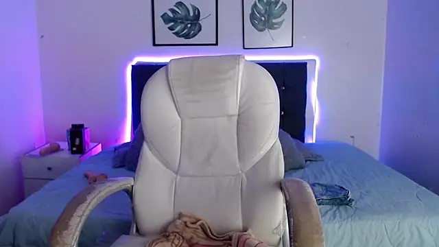 Sala de chat en directo de mia_collens